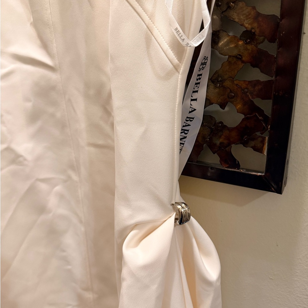 Elegantly sleeveless Draped Cream Midi Dress with silver side detach accessories - Picture 7 of 7